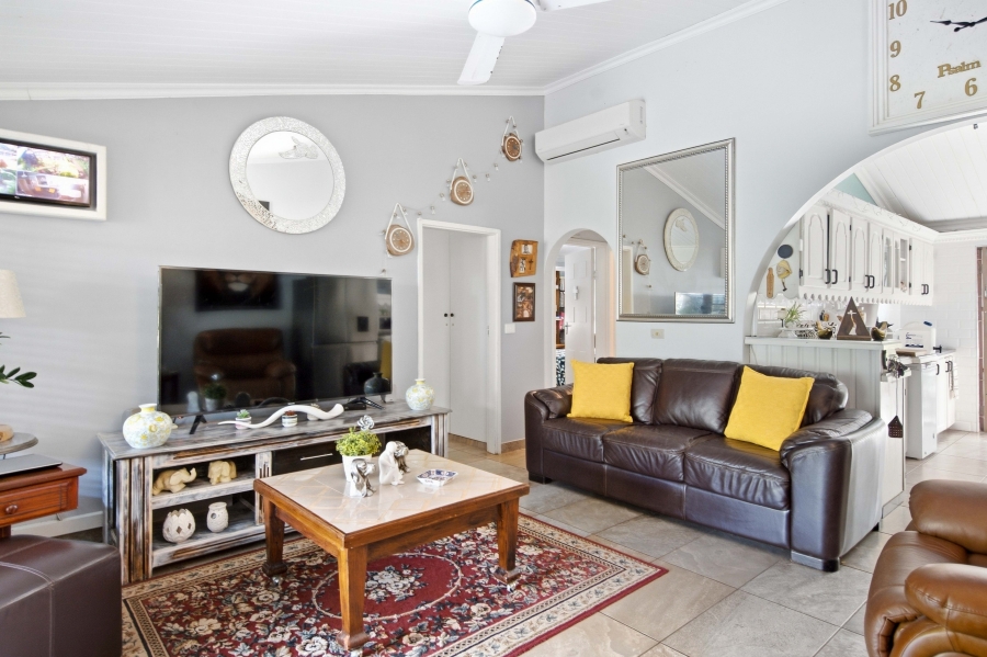 2 Bedroom Property for Sale in Amanzimtoti KwaZulu-Natal