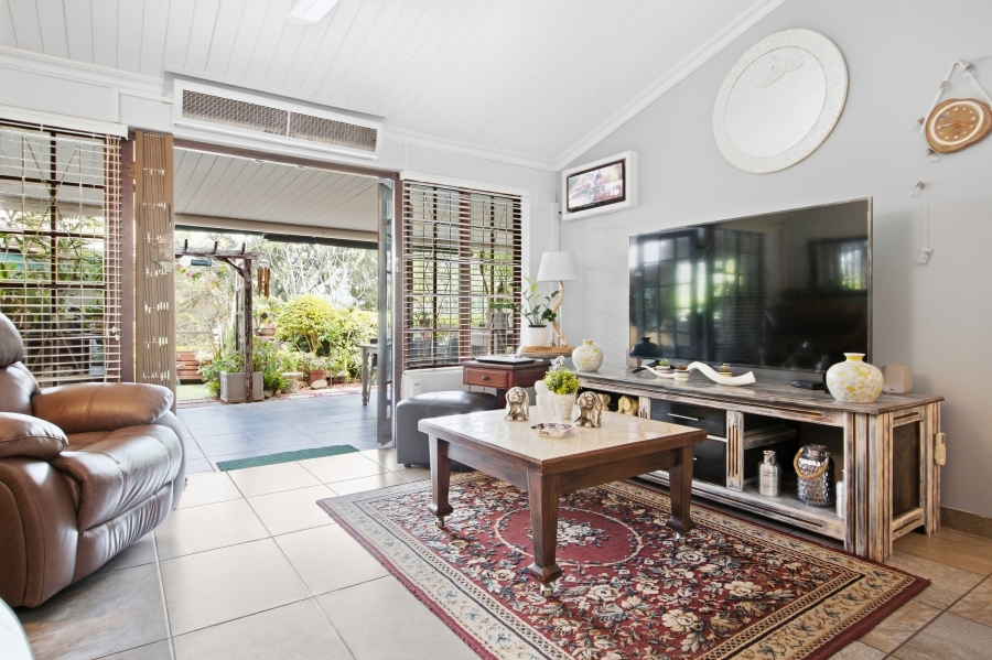 2 Bedroom Property for Sale in Amanzimtoti KwaZulu-Natal
