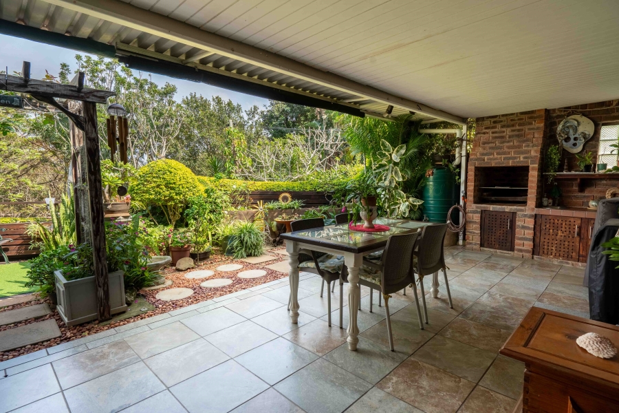 2 Bedroom Property for Sale in Amanzimtoti KwaZulu-Natal