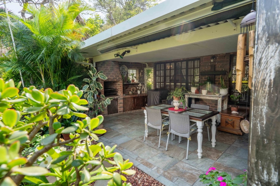 2 Bedroom Property for Sale in Amanzimtoti KwaZulu-Natal
