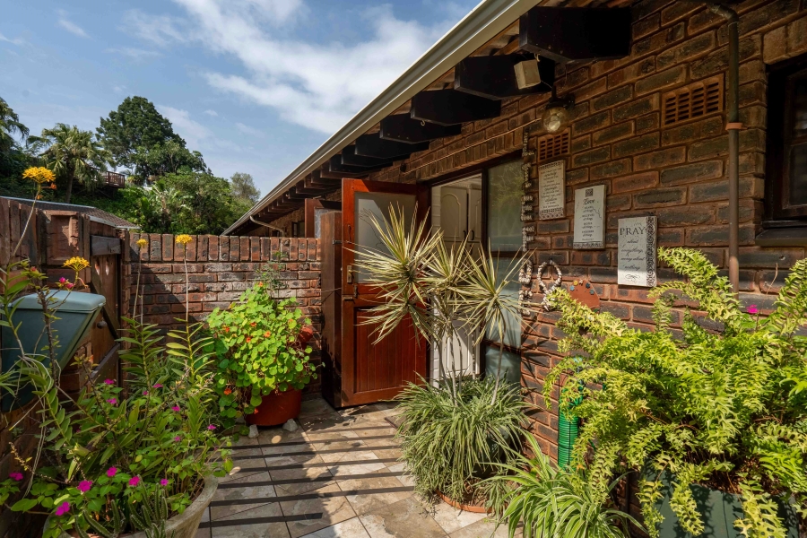 2 Bedroom Property for Sale in Amanzimtoti KwaZulu-Natal