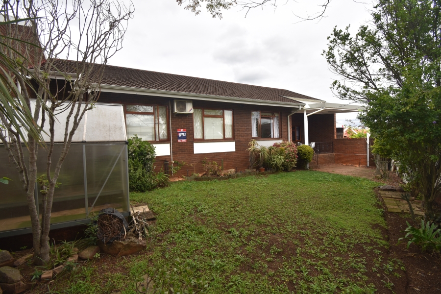 3 Bedroom Property for Sale in Hayfields KwaZulu-Natal