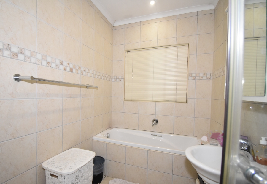 3 Bedroom Property for Sale in Hayfields KwaZulu-Natal