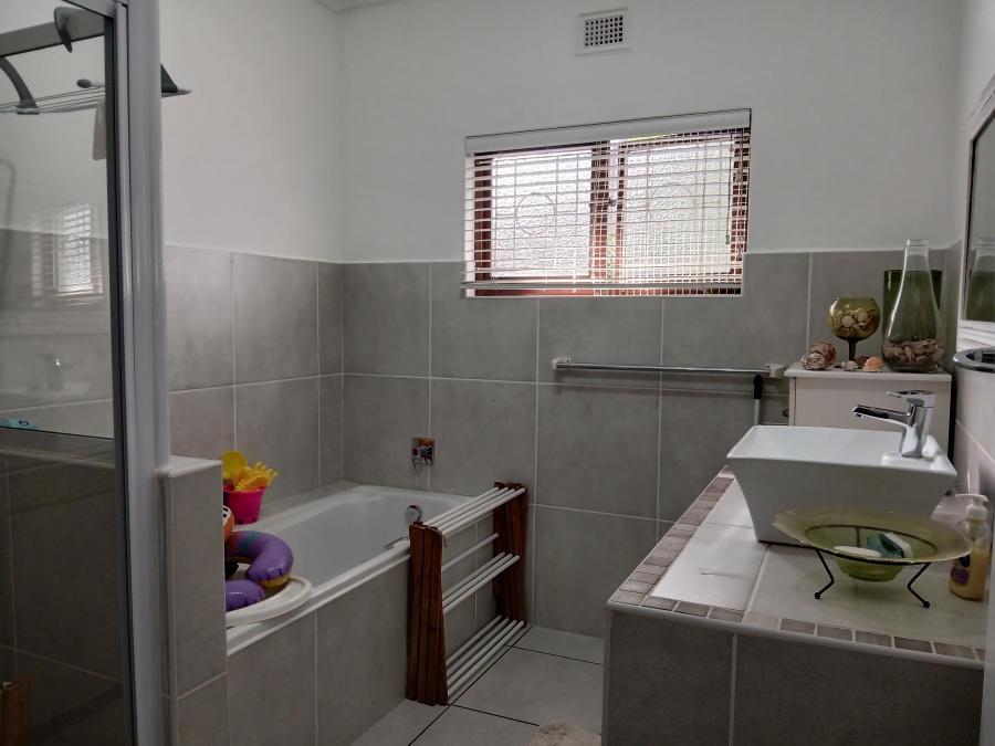4 Bedroom Property for Sale in Ramsgate KwaZulu-Natal