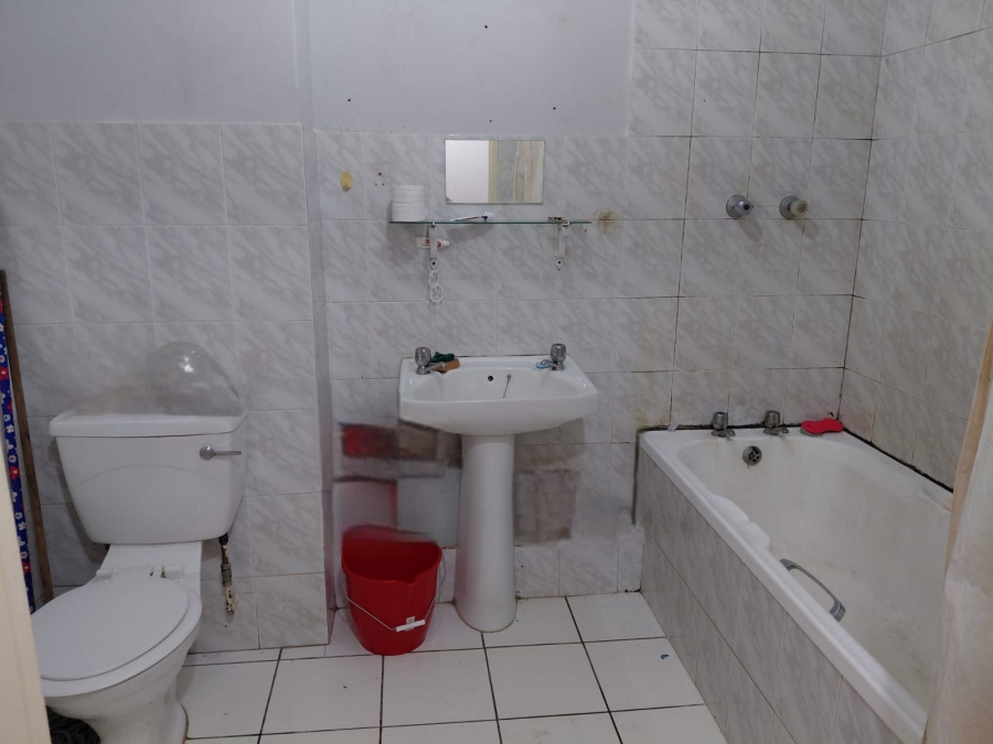 2 Bedroom Property for Sale in South Beach KwaZulu-Natal