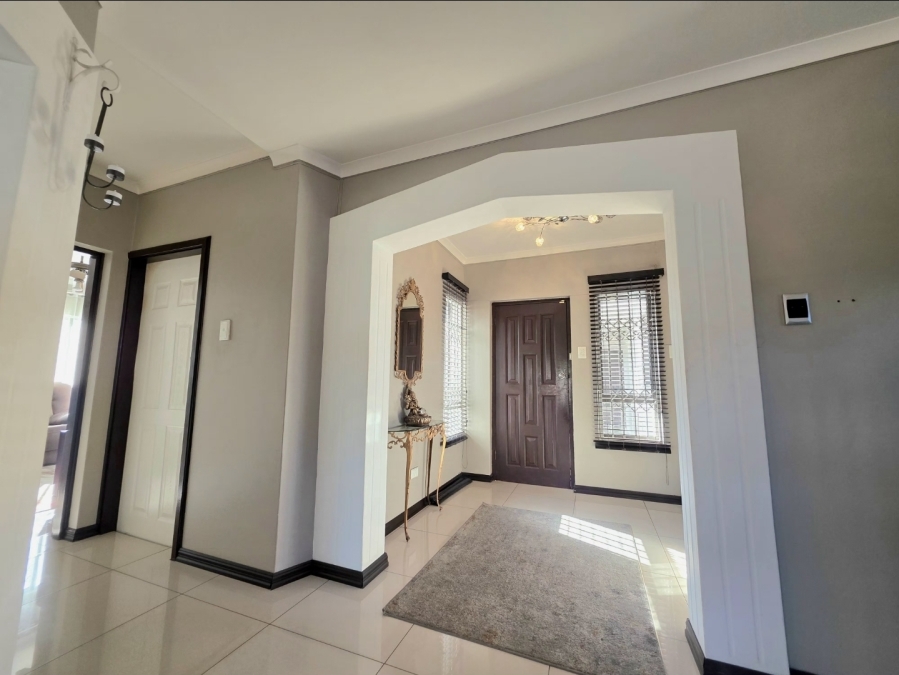 3 Bedroom Property for Sale in Isipingo Beach KwaZulu-Natal