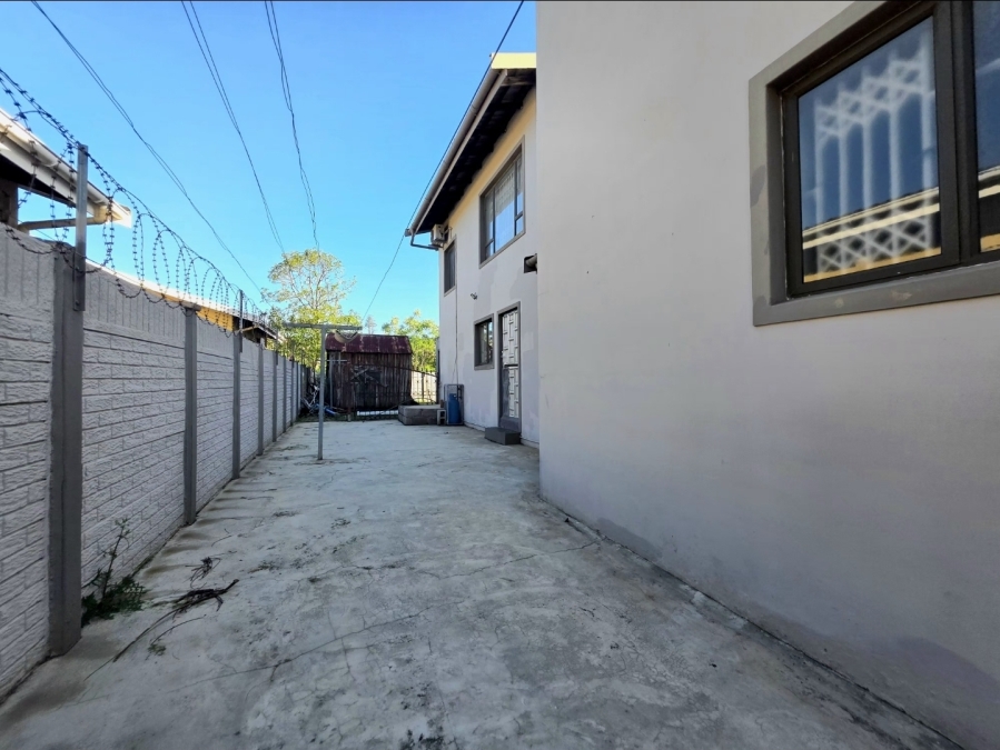 3 Bedroom Property for Sale in Isipingo Beach KwaZulu-Natal