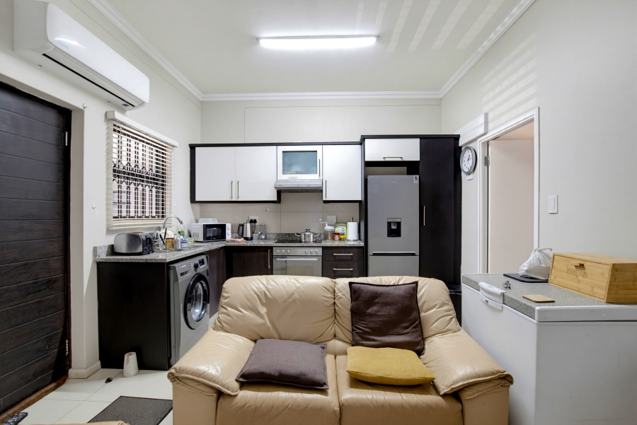 1 Bedroom Property for Sale in Umhlanga Ridge KwaZulu-Natal