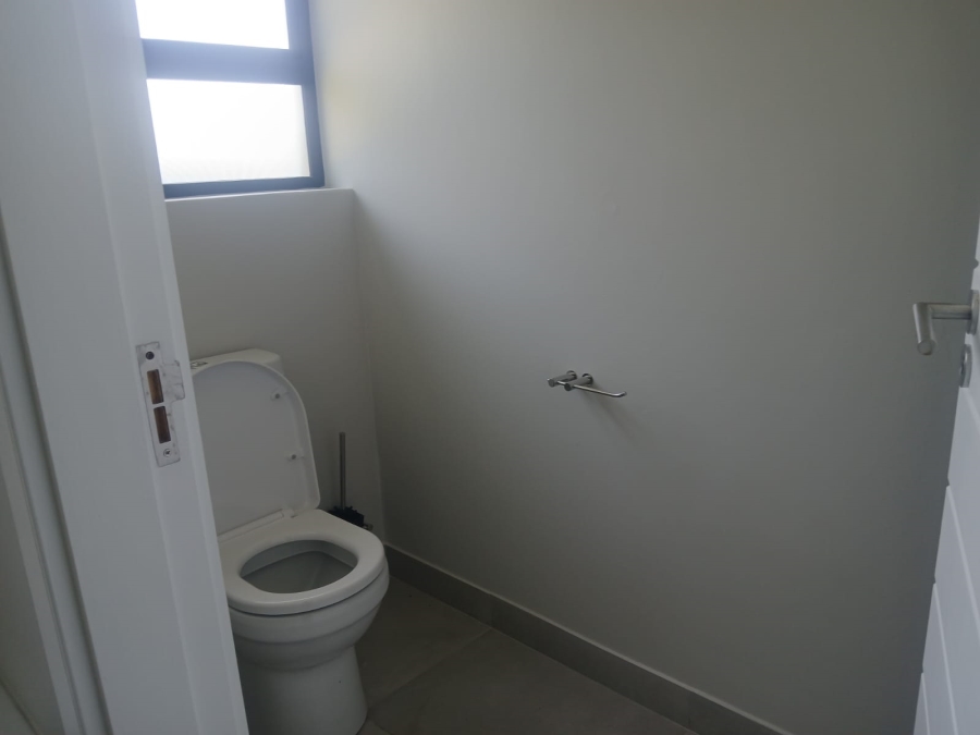 To Let 3 Bedroom Property for Rent in Zini River Estate KwaZulu-Natal