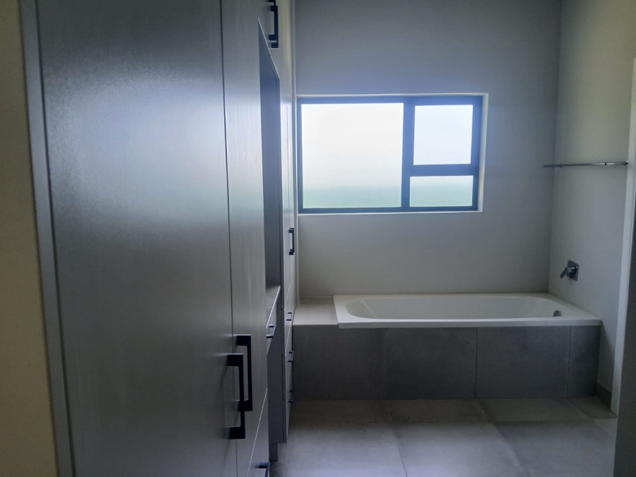 To Let 3 Bedroom Property for Rent in Zini River Estate KwaZulu-Natal