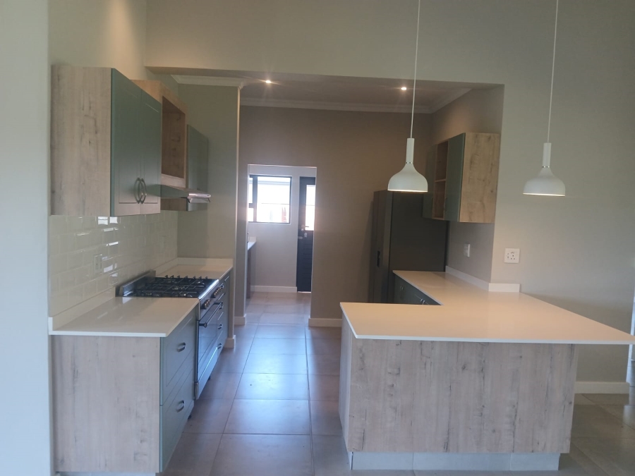 To Let 3 Bedroom Property for Rent in Zini River Estate KwaZulu-Natal