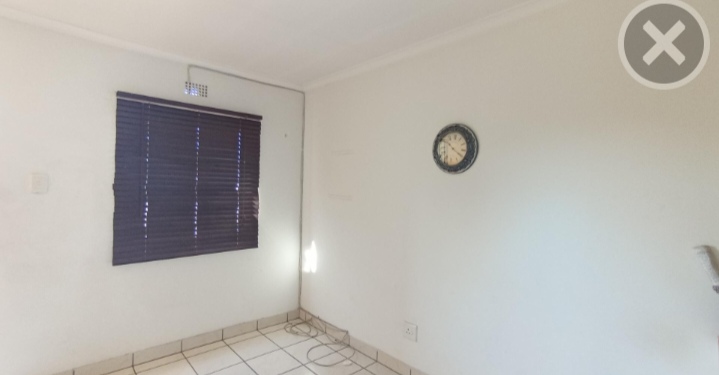 1 Bedroom Property for Sale in Bellair KwaZulu-Natal