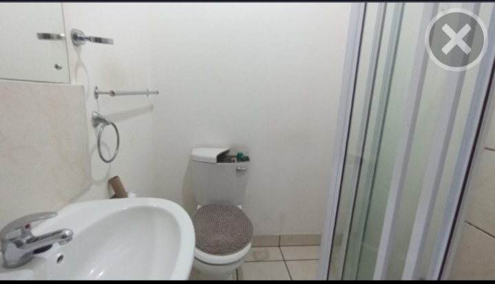 1 Bedroom Property for Sale in Bellair KwaZulu-Natal
