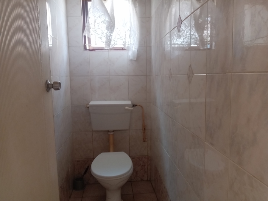 3 Bedroom Property for Sale in Newlands West KwaZulu-Natal