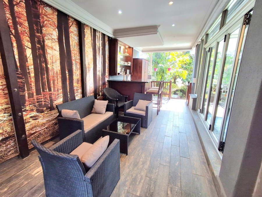 4 Bedroom Property for Sale in Glenwood KwaZulu-Natal