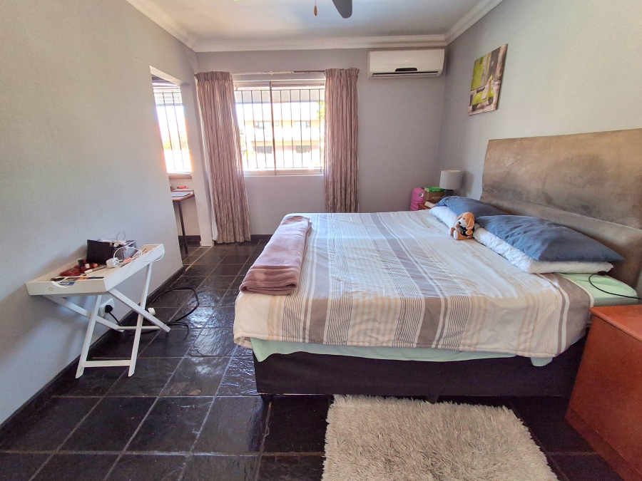 4 Bedroom Property for Sale in Glenwood KwaZulu-Natal