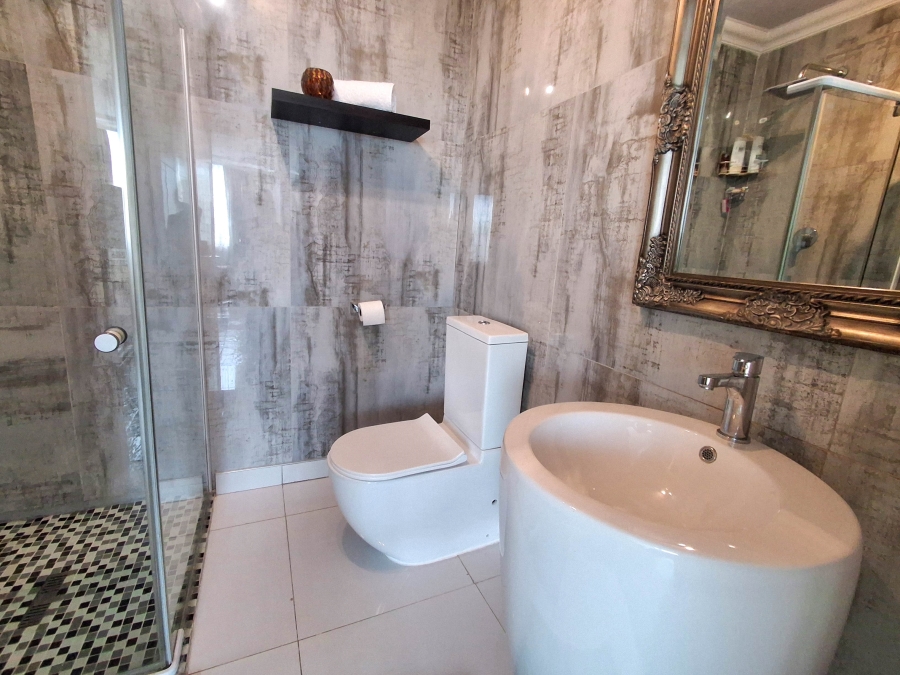 4 Bedroom Property for Sale in Glenwood KwaZulu-Natal
