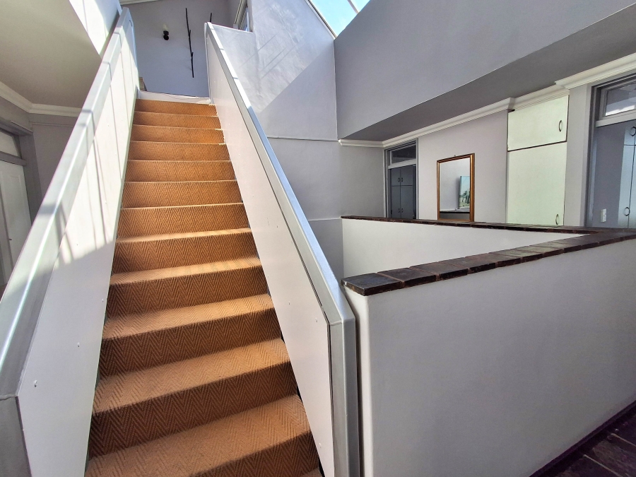 4 Bedroom Property for Sale in Glenwood KwaZulu-Natal