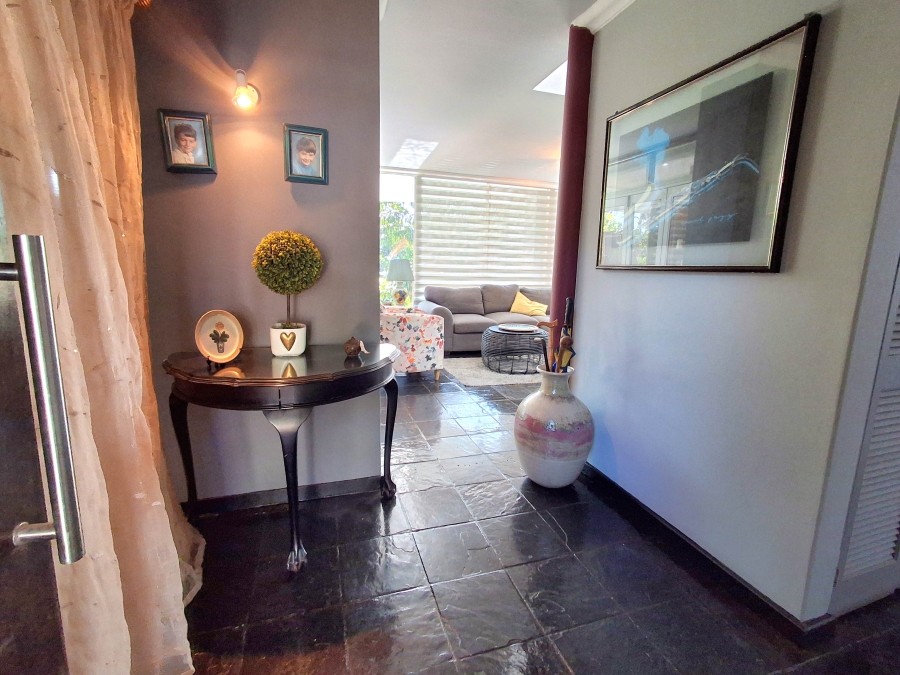 4 Bedroom Property for Sale in Glenwood KwaZulu-Natal