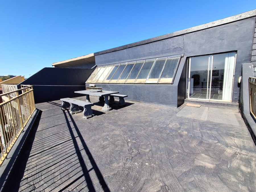 4 Bedroom Property for Sale in Glenwood KwaZulu-Natal