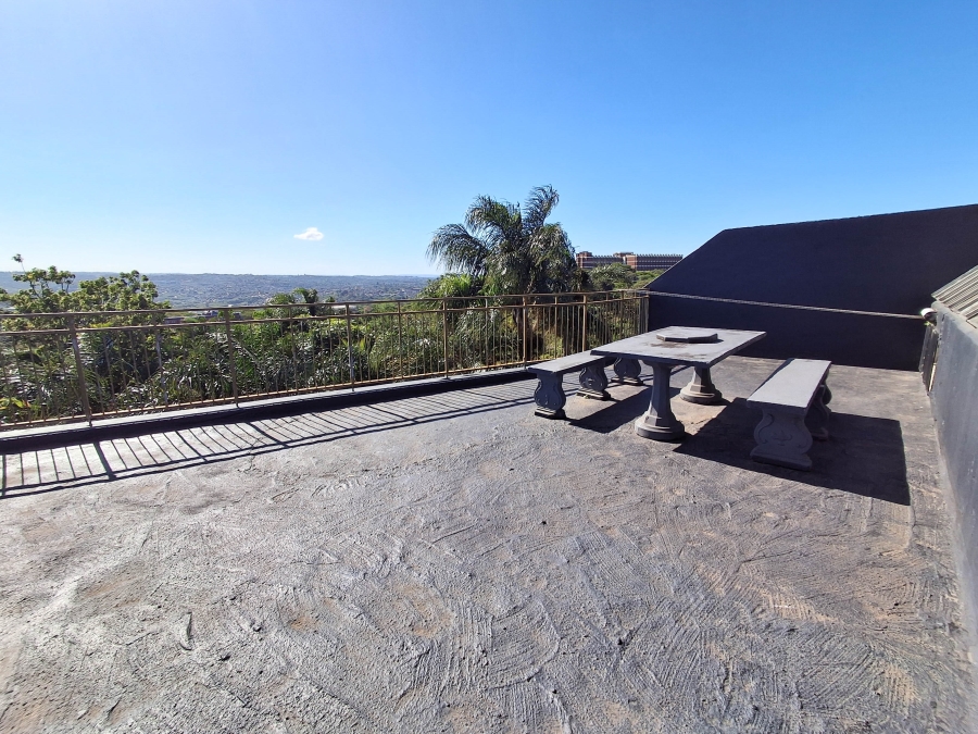 4 Bedroom Property for Sale in Glenwood KwaZulu-Natal