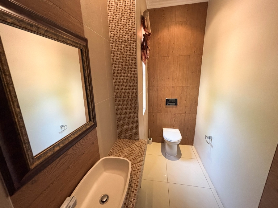 4 Bedroom Property for Sale in Hawaan Forest Estate KwaZulu-Natal