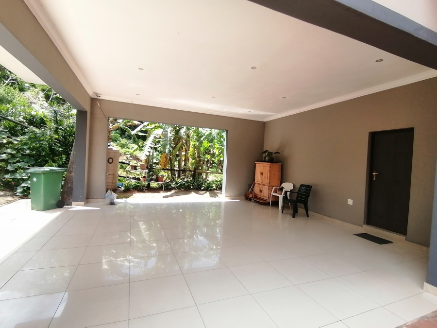 3 Bedroom Property for Sale in Westbrook KwaZulu-Natal
