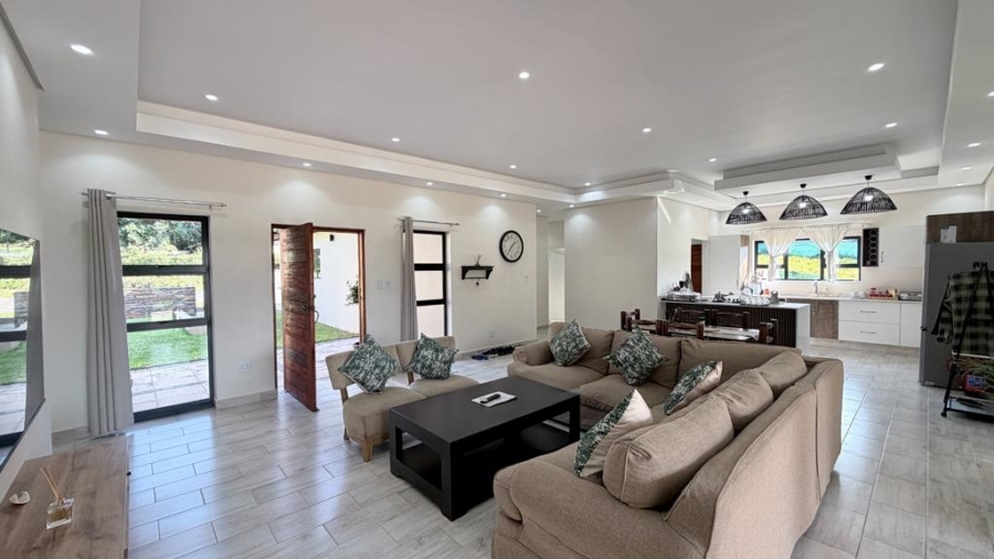 5 Bedroom Property for Sale in Zinkwazi Beach KwaZulu-Natal