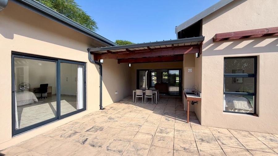 5 Bedroom Property for Sale in Zinkwazi Beach KwaZulu-Natal