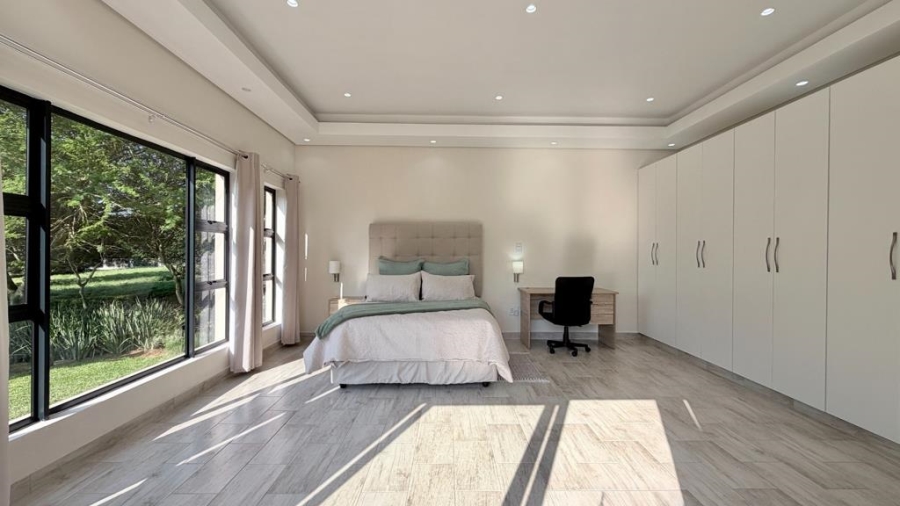 5 Bedroom Property for Sale in Zinkwazi Beach KwaZulu-Natal