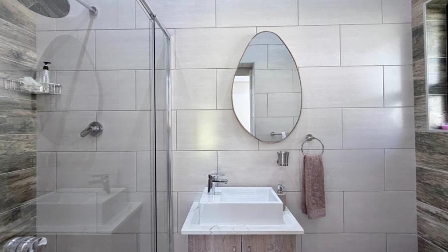 5 Bedroom Property for Sale in Zinkwazi Beach KwaZulu-Natal