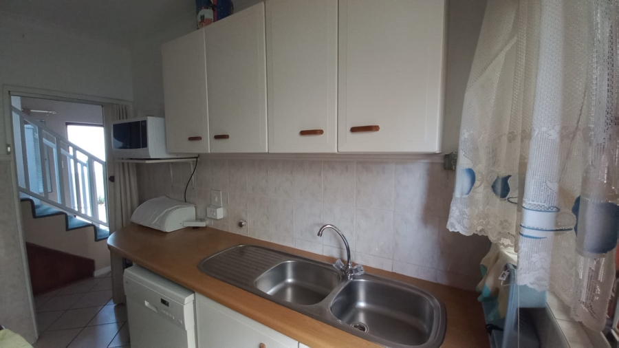 To Let 3 Bedroom Property for Rent in Umhlanga KwaZulu-Natal