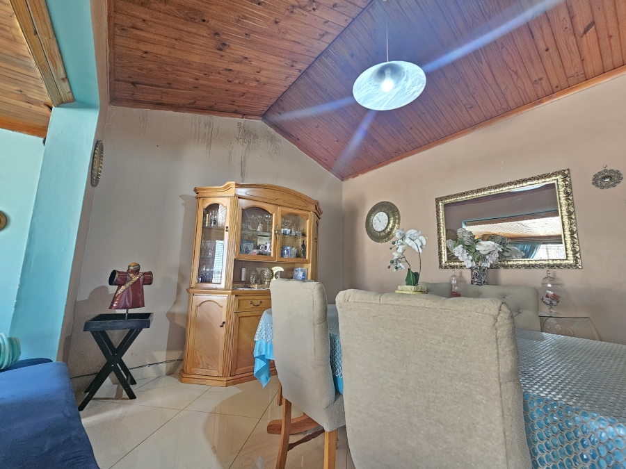 3 Bedroom Property for Sale in Stonebridge KwaZulu-Natal