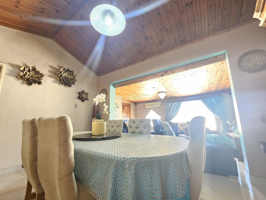 3 Bedroom Property for Sale in Stonebridge KwaZulu-Natal