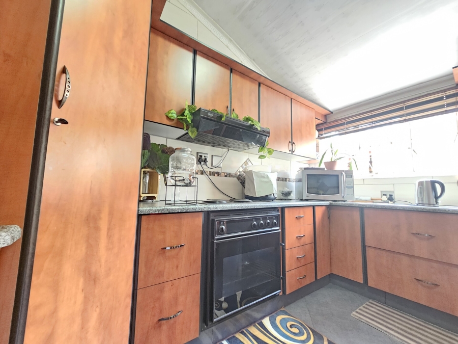 3 Bedroom Property for Sale in Stonebridge KwaZulu-Natal