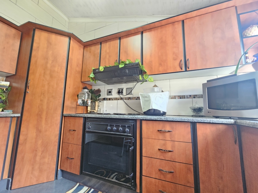 3 Bedroom Property for Sale in Stonebridge KwaZulu-Natal