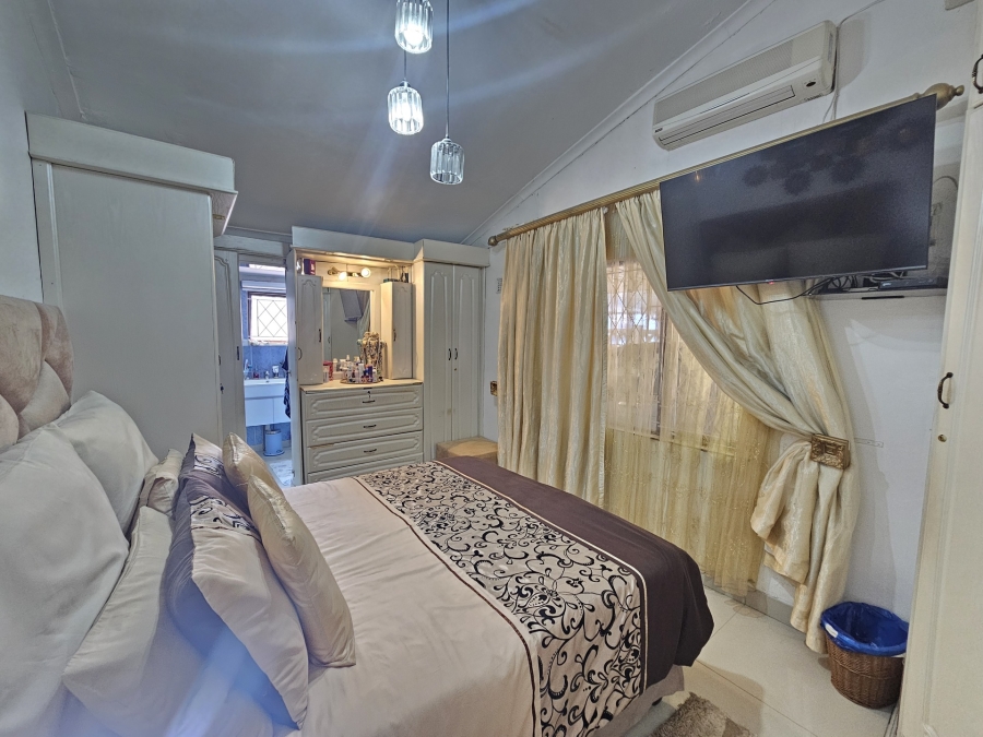 3 Bedroom Property for Sale in Stonebridge KwaZulu-Natal