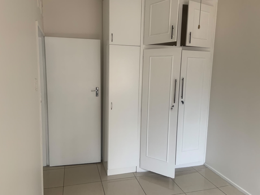To Let 2 Bedroom Property for Rent in Fields Hill KwaZulu-Natal