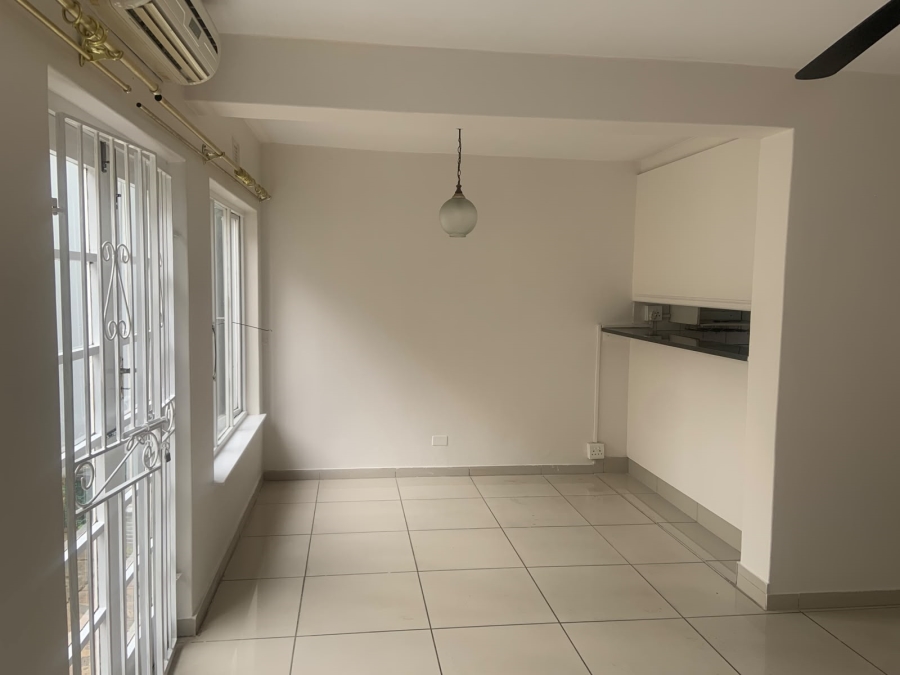 To Let 2 Bedroom Property for Rent in Fields Hill KwaZulu-Natal