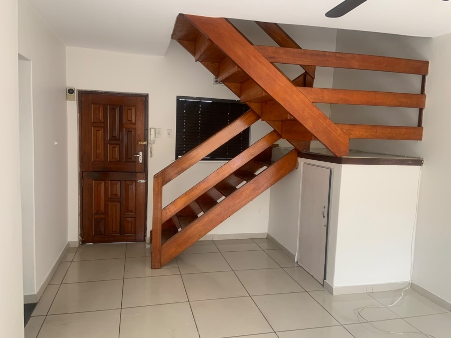 To Let 2 Bedroom Property for Rent in Fields Hill KwaZulu-Natal