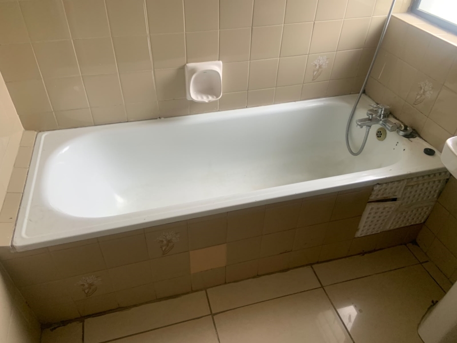 To Let 2 Bedroom Property for Rent in Fields Hill KwaZulu-Natal