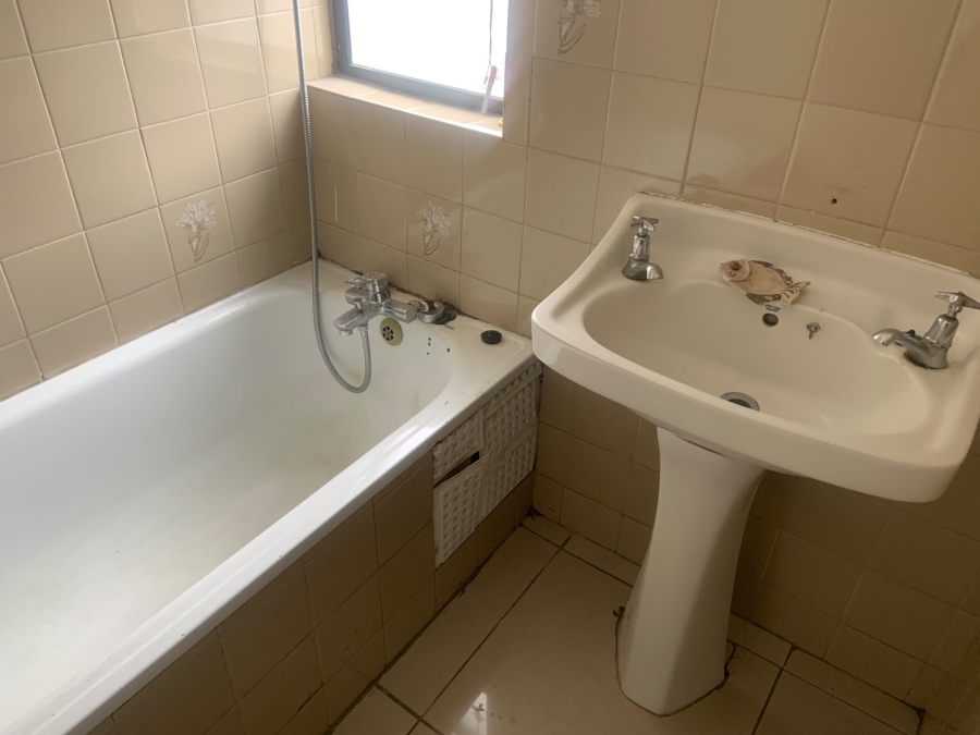 To Let 2 Bedroom Property for Rent in Fields Hill KwaZulu-Natal