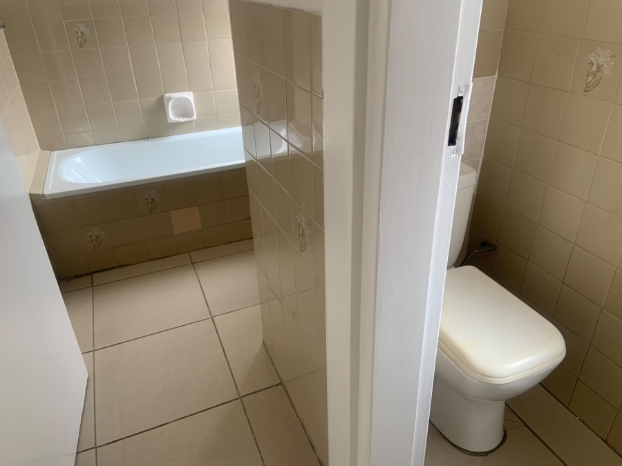 To Let 2 Bedroom Property for Rent in Fields Hill KwaZulu-Natal