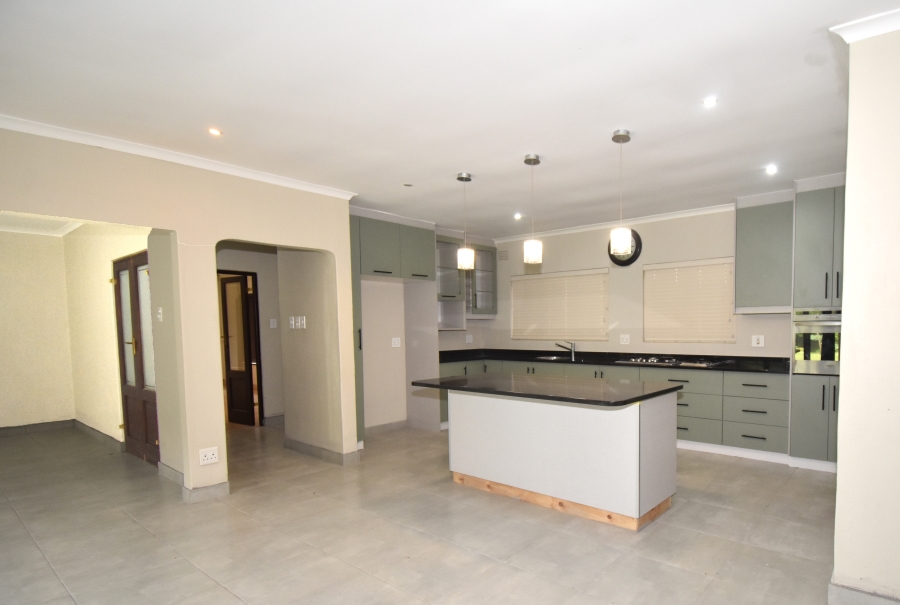 4 Bedroom Property for Sale in Chase Valley KwaZulu-Natal