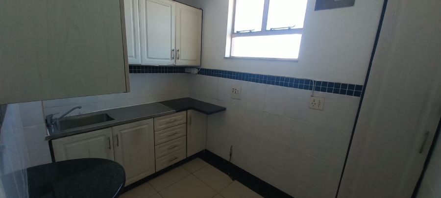 2 Bedroom Property for Sale in Essenwood KwaZulu-Natal