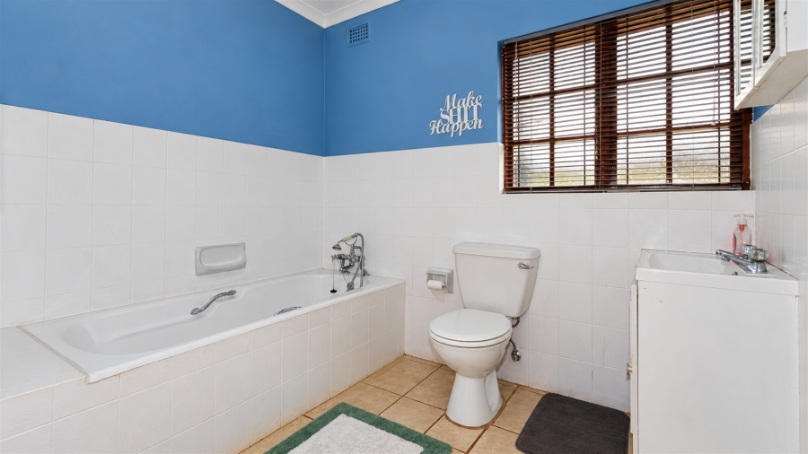 3 Bedroom Property for Sale in Waterfall KwaZulu-Natal