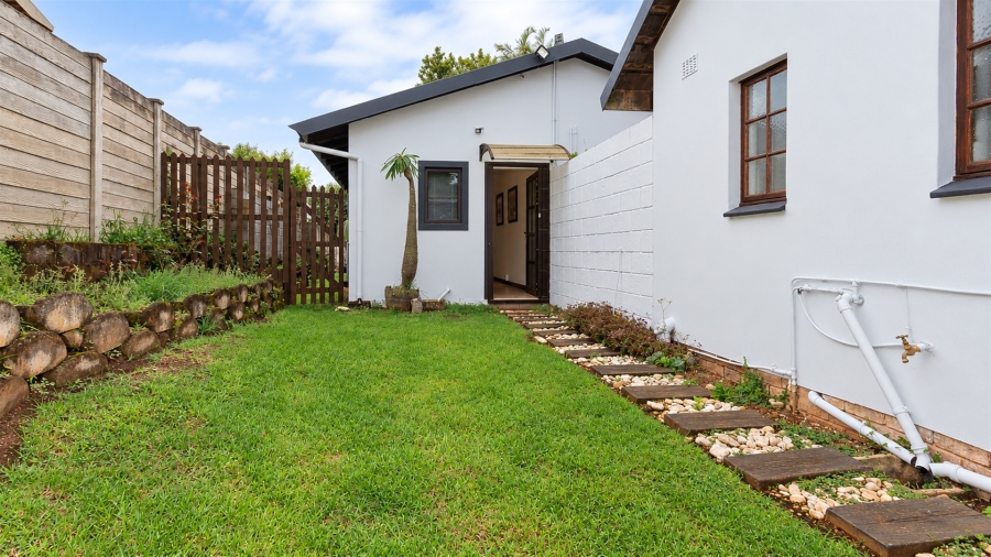 3 Bedroom Property for Sale in Waterfall KwaZulu-Natal