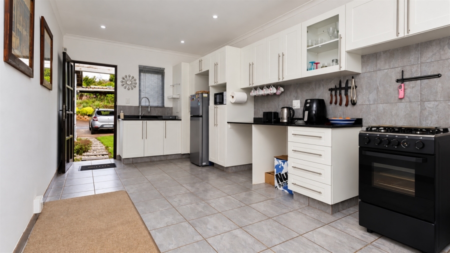 3 Bedroom Property for Sale in Waterfall KwaZulu-Natal