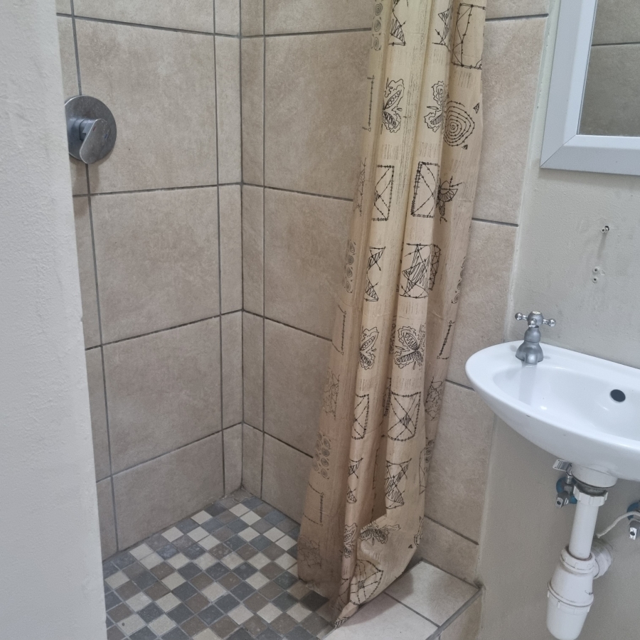 To Let 1 Bedroom Property for Rent in Durban North KwaZulu-Natal