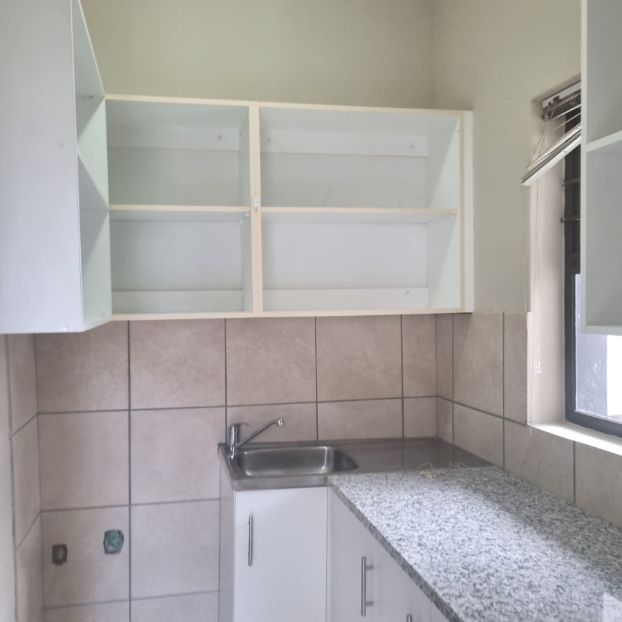 To Let 1 Bedroom Property for Rent in Durban North KwaZulu-Natal